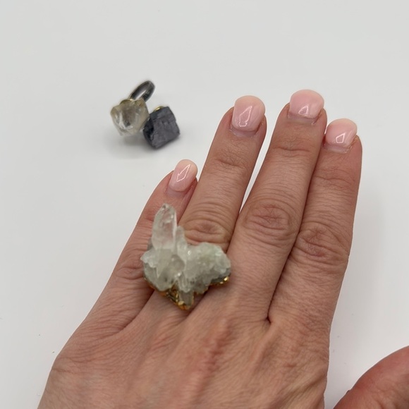 Elegant Raw Stone Rings - Picture 3 of 6